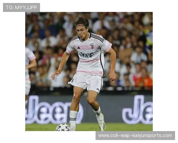 曼联或为新中场抛售边锋筹资